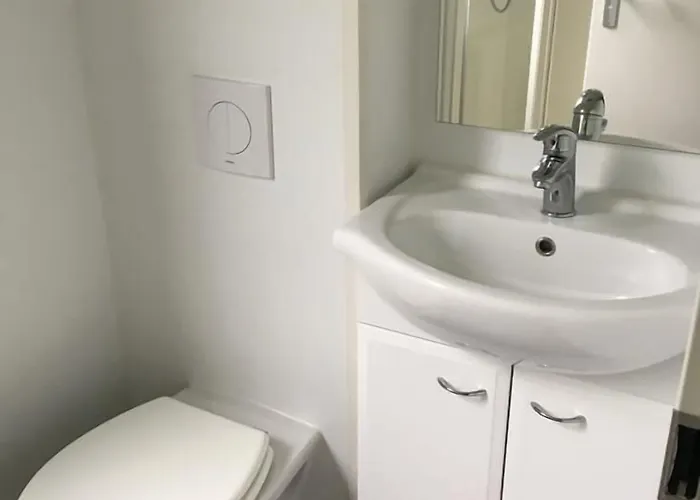 Landgut Jungfleisch מלון Gries