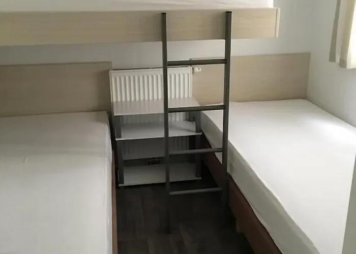 Landgut Jungfleisch מלון Gries